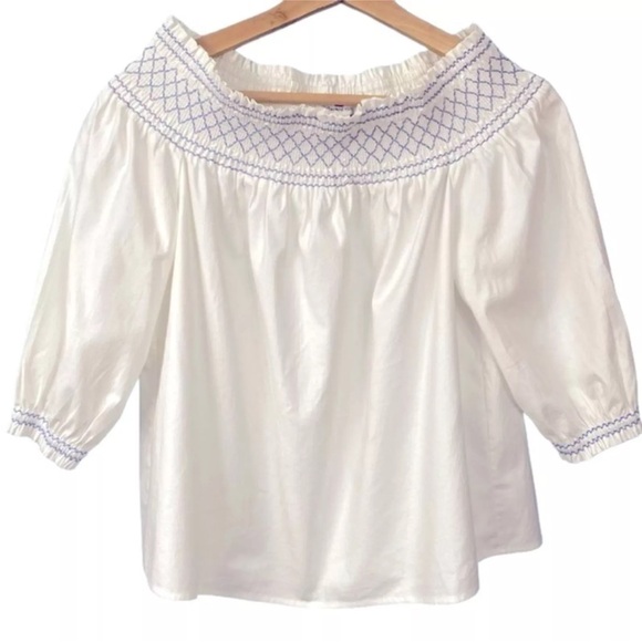 Vineyard Vines Smocked Off The Shoulder Blue Embroidered Neck Cuff Top NWT S - Picture 3 of 16